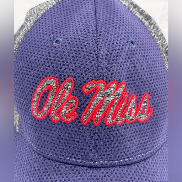 OLE MISS University of Mississippi men’s baseball hat size small medium - Picture 3 of 11